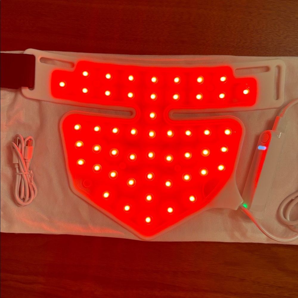 CurrentBody Skin LED Red Light Face & Neck Kit (Series 1) - Picture 11 of 12